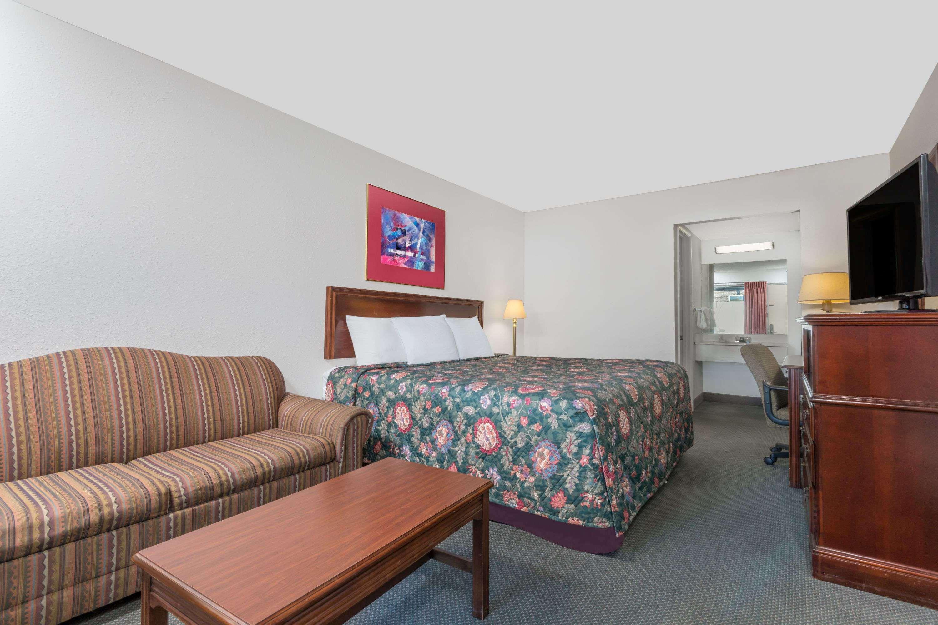 Days Inn By Wyndham Mt. Sterling Mount Sterling Exteriör bild
